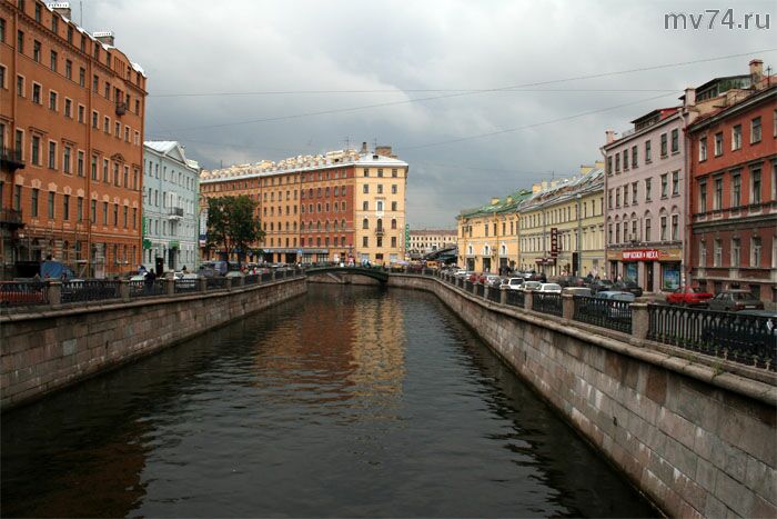Грибоедовский канал, Львиный мост