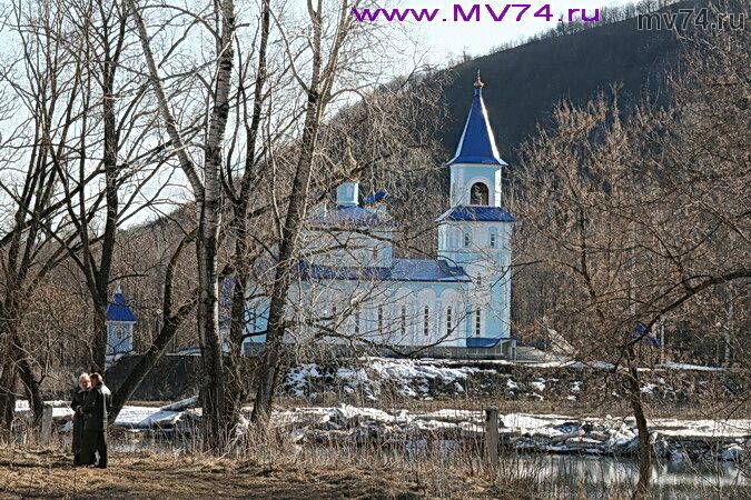 Церковь в городе Аша, Челябинская область, Марина Волкова mv74.ru 